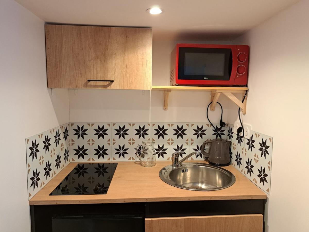 Apartment Cosy Entierement Renove A Deux Pas De Lyon