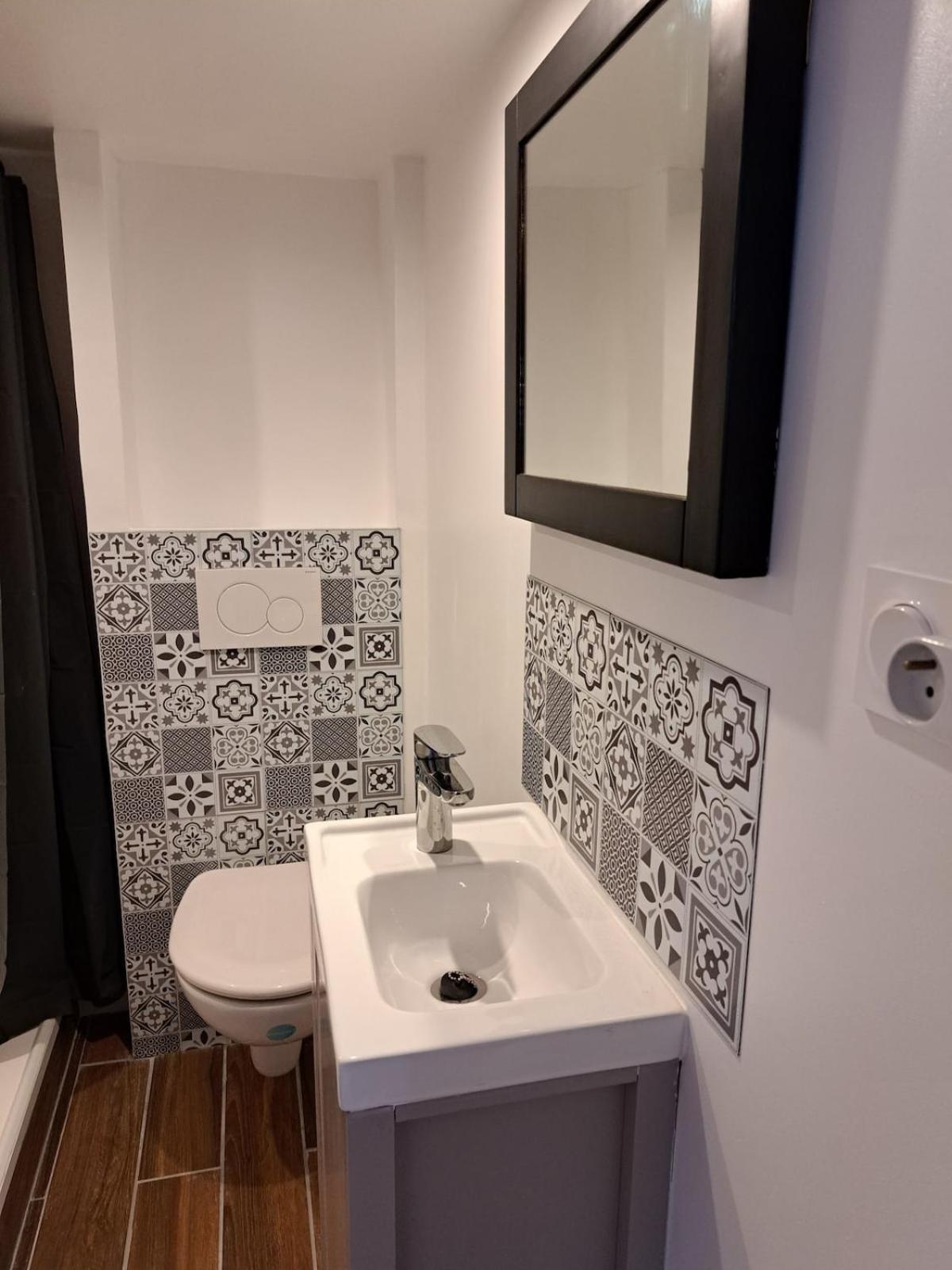 Cosy Entierement Renove A Deux Pas De Lyon Apartment Fontaines-sur-Saone